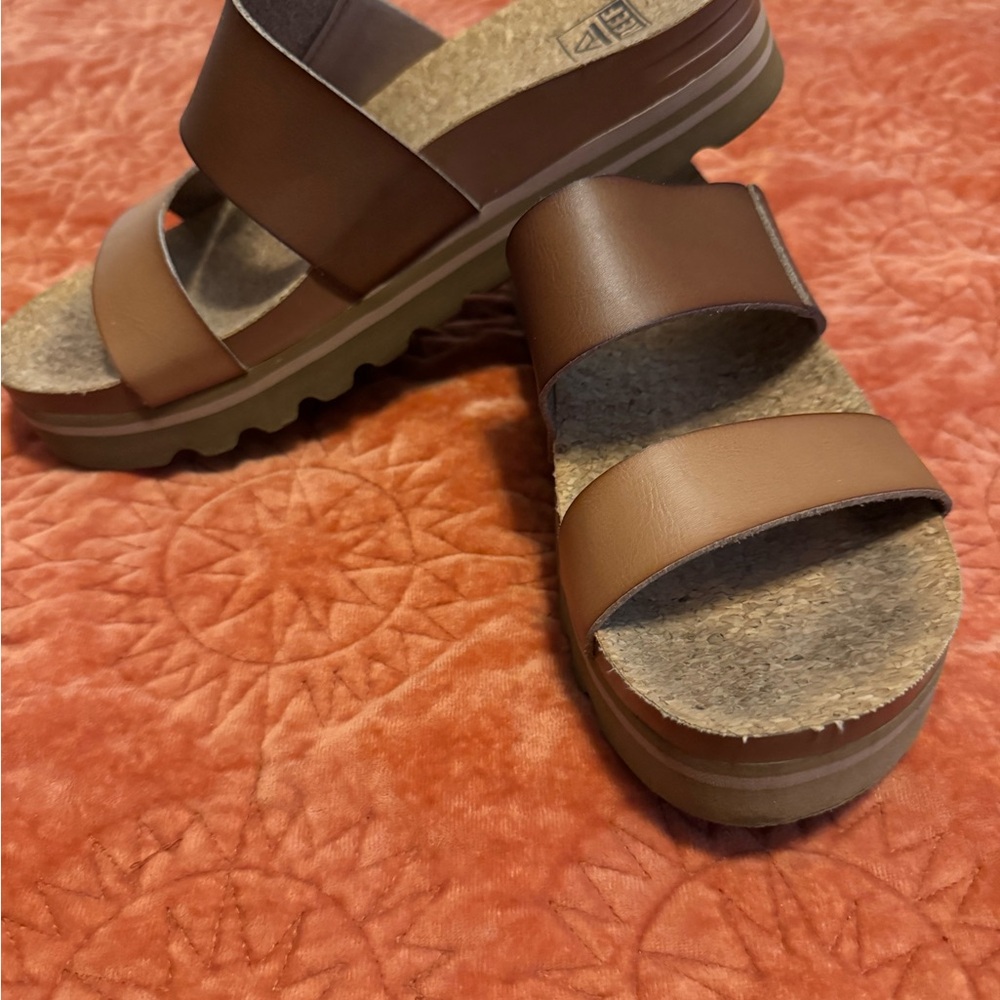 Reef Brown Tan Sandals